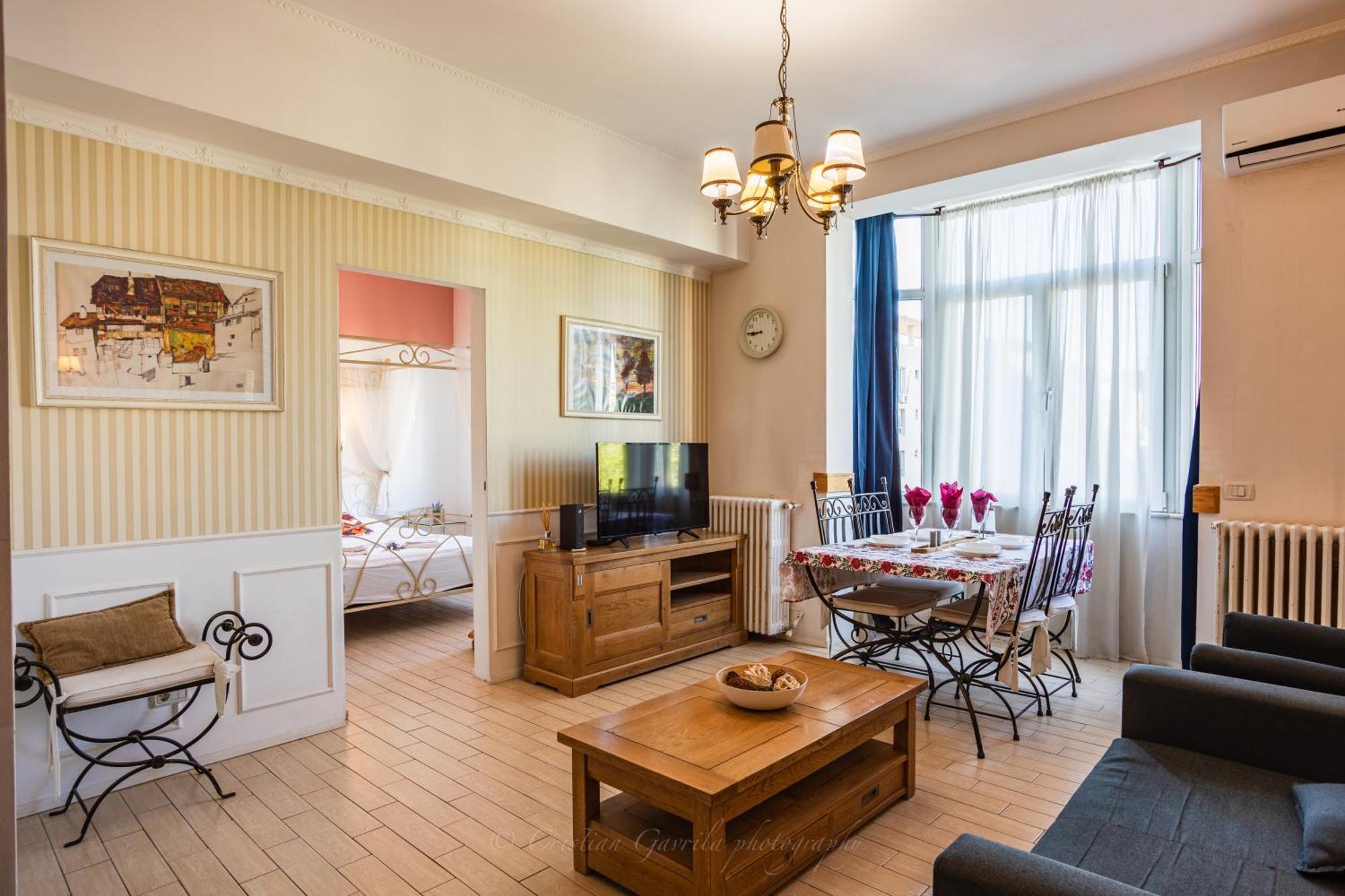 University Apartment Bucharest